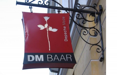 Picture of the outside of the Depeche Mode Bar in Estonia